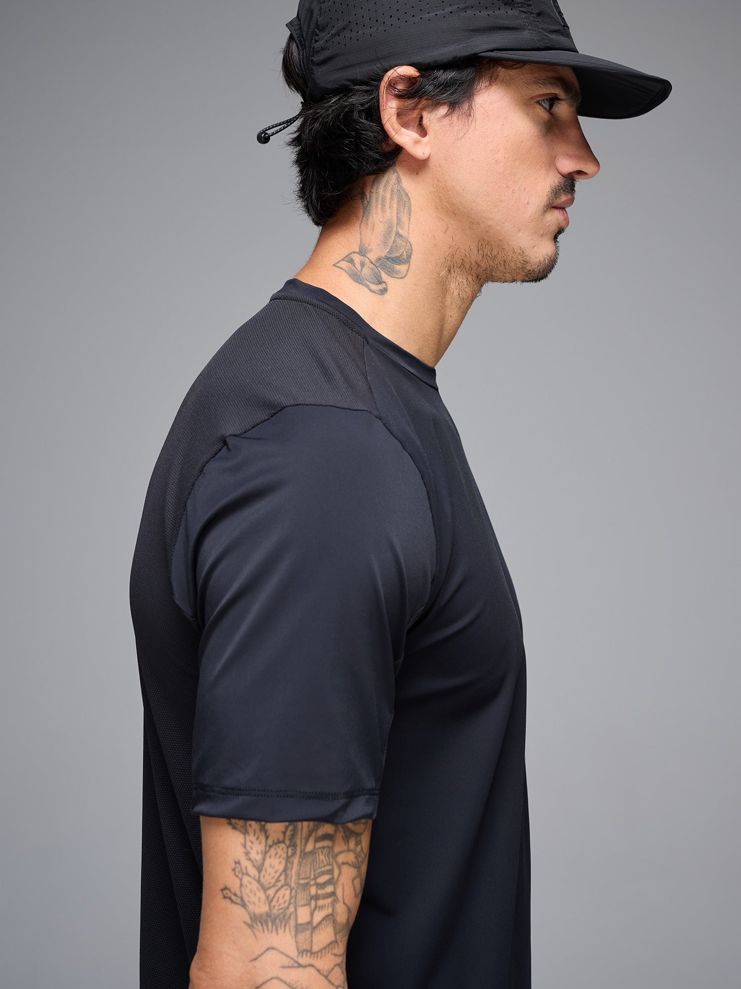 BYND OSAKA T-SHIRT - BLACK