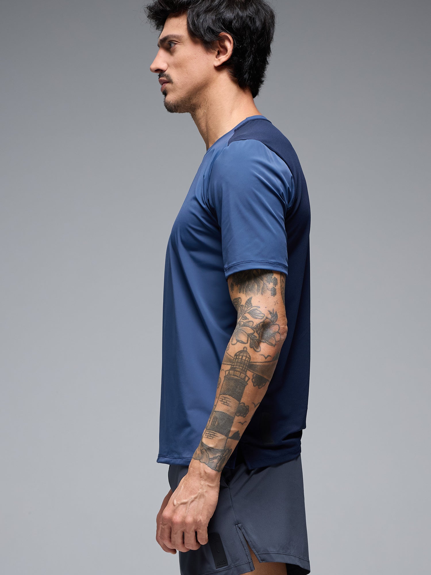 BYND OSAKA T-SHIRT - BLUE STEEL