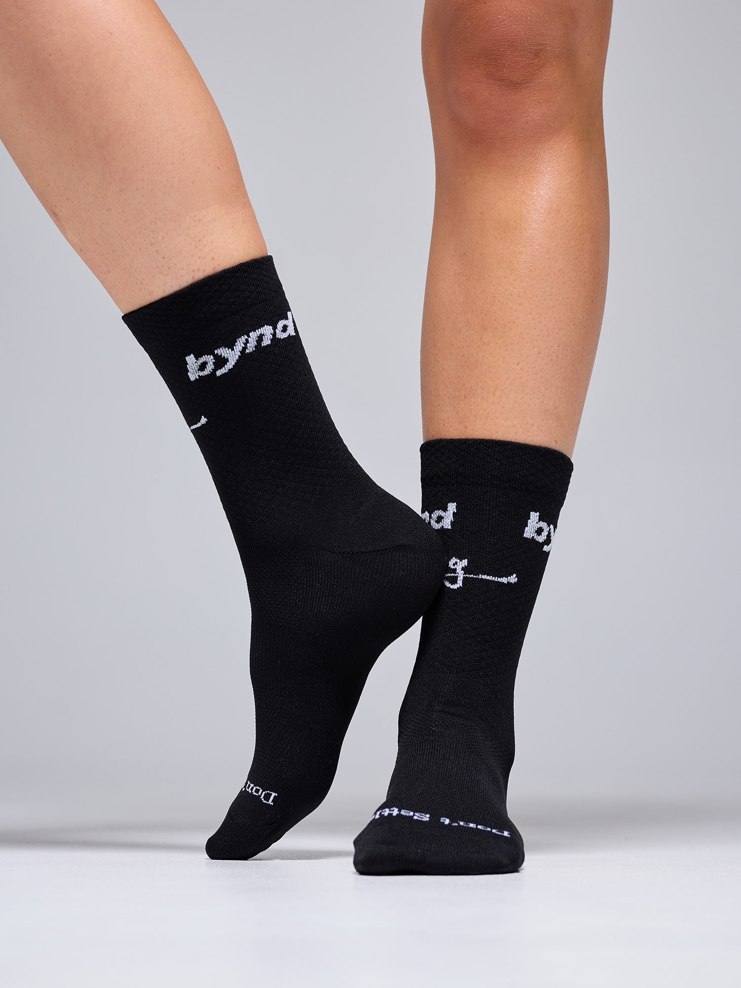 ULTRA BYND SOCKS - BLACK