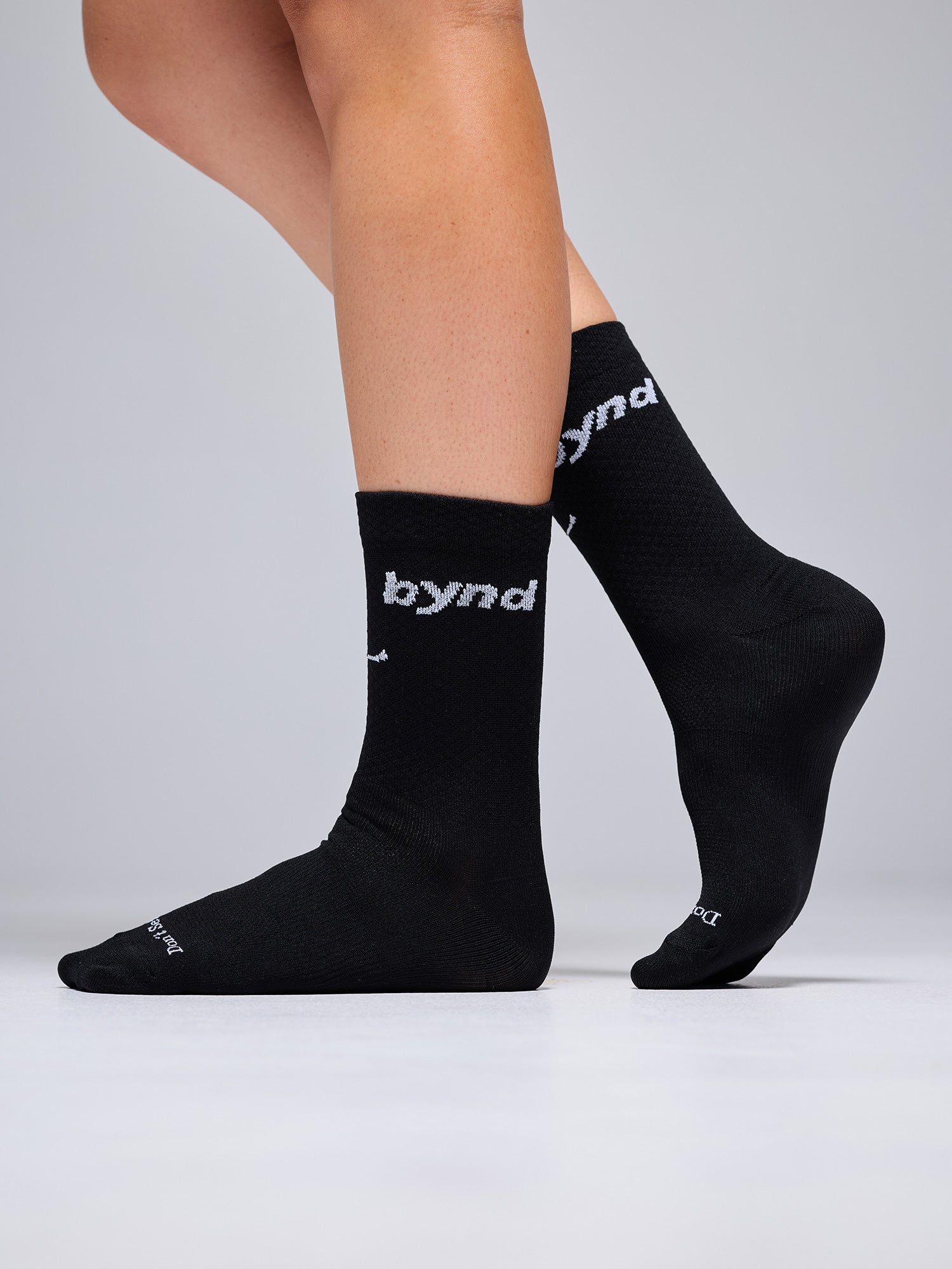 ULTRA BYND SOCKS - BLACK