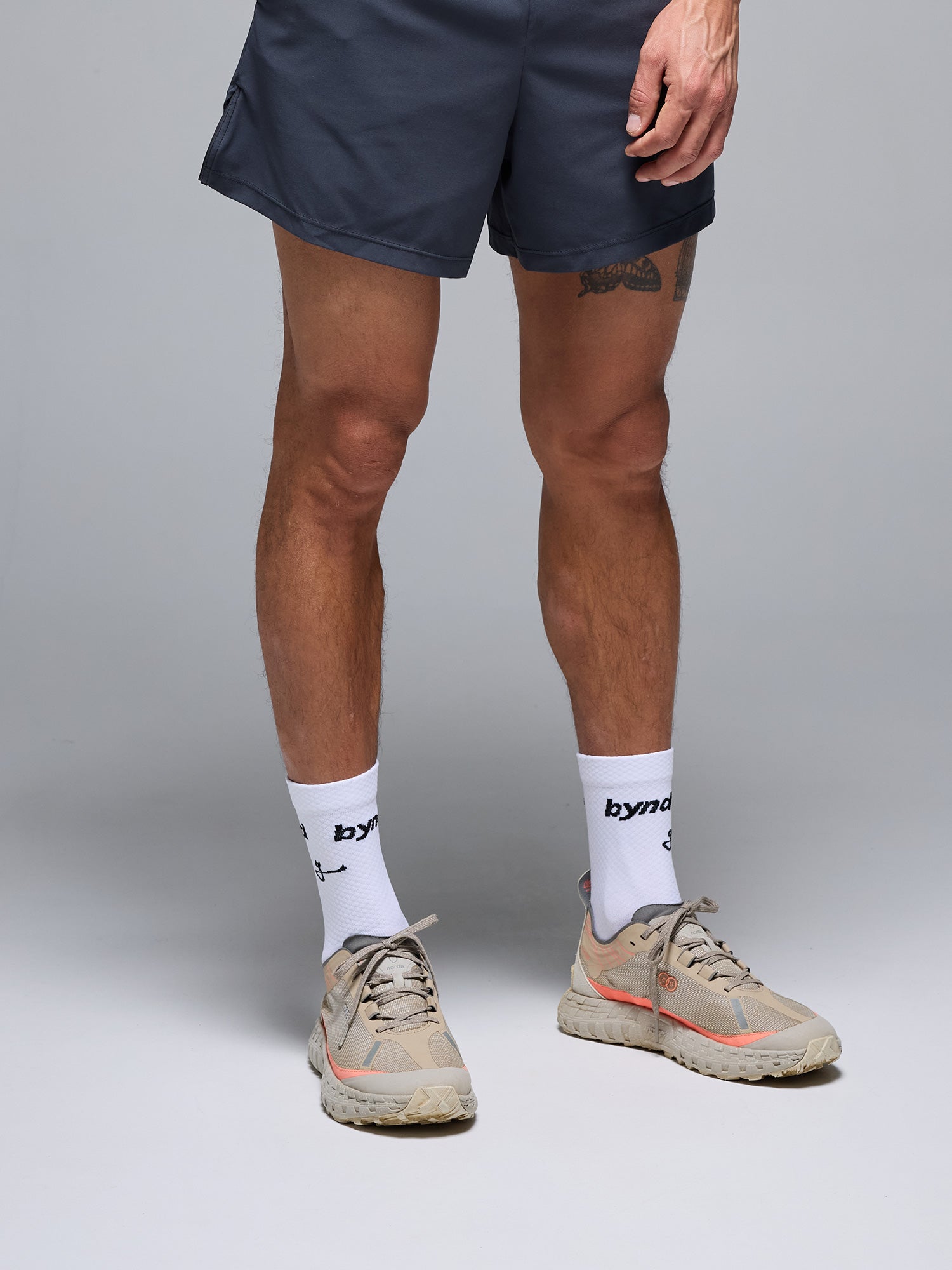 ULTRA BYND SOCKS - WHITE