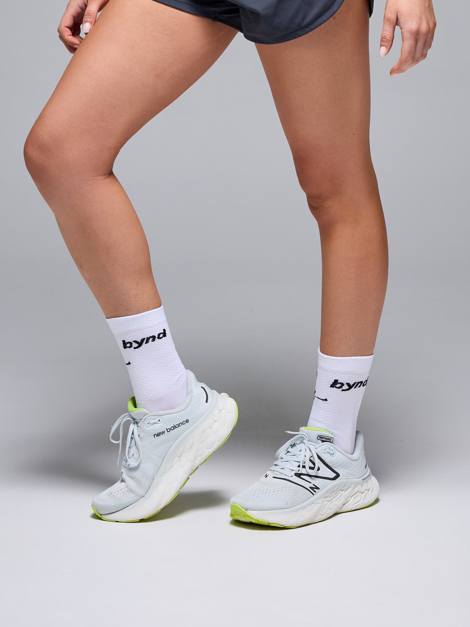 ULTRA BYND SOCKS - WHITE