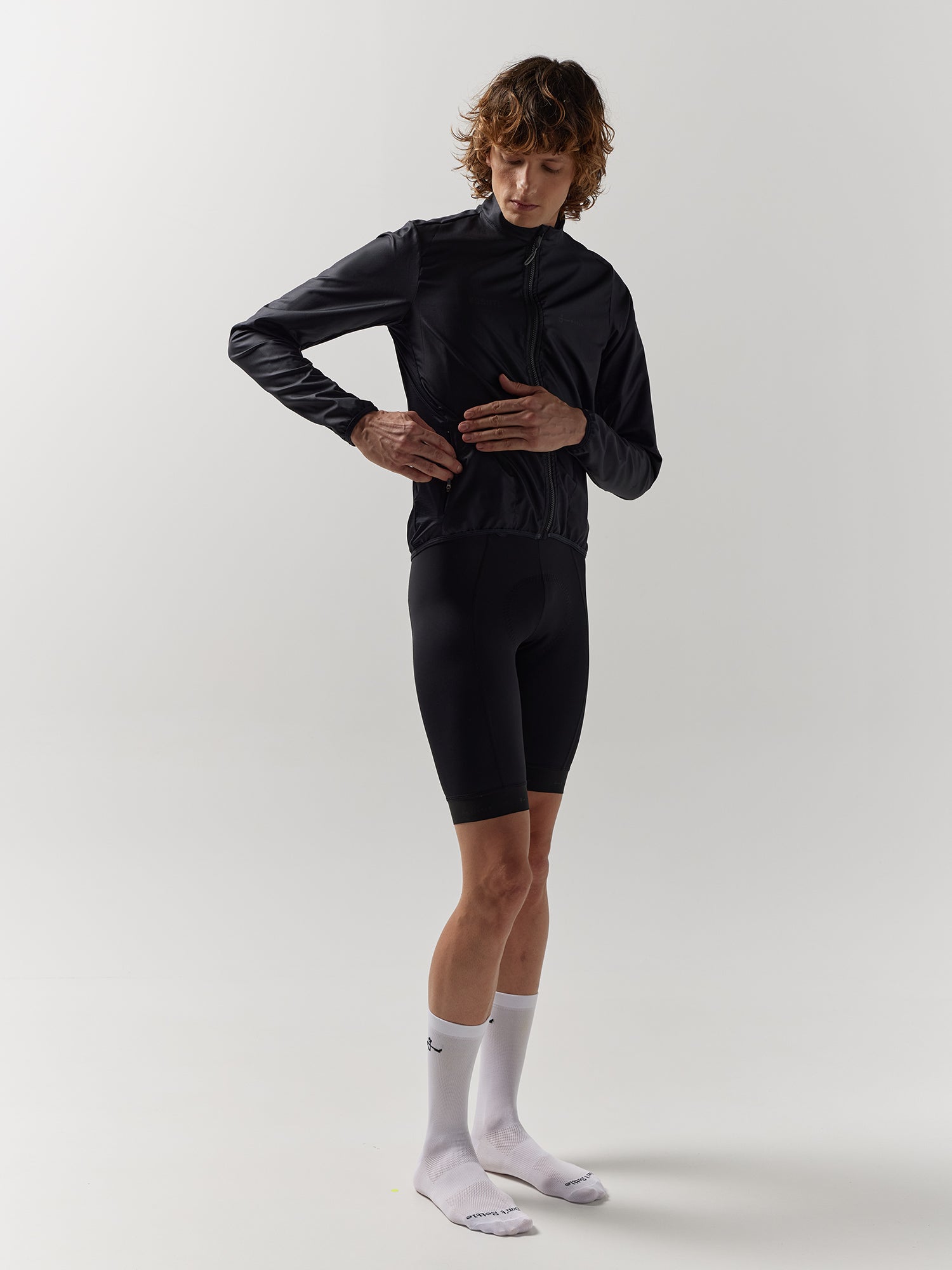 JACKE ESSNTL QUICK-FREE PRO SCHWARZ