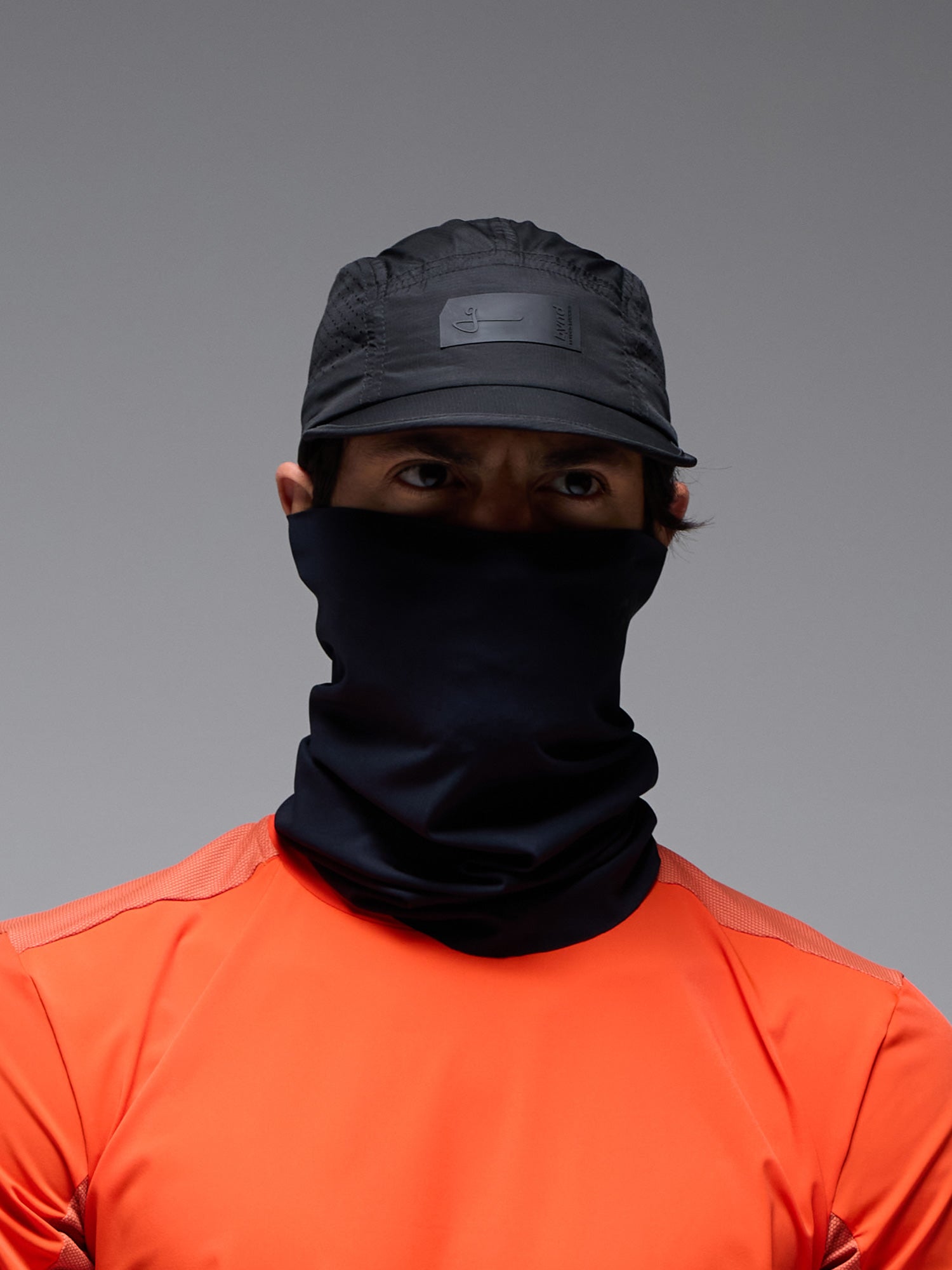 LACEFLY NECK WARMER BLACK