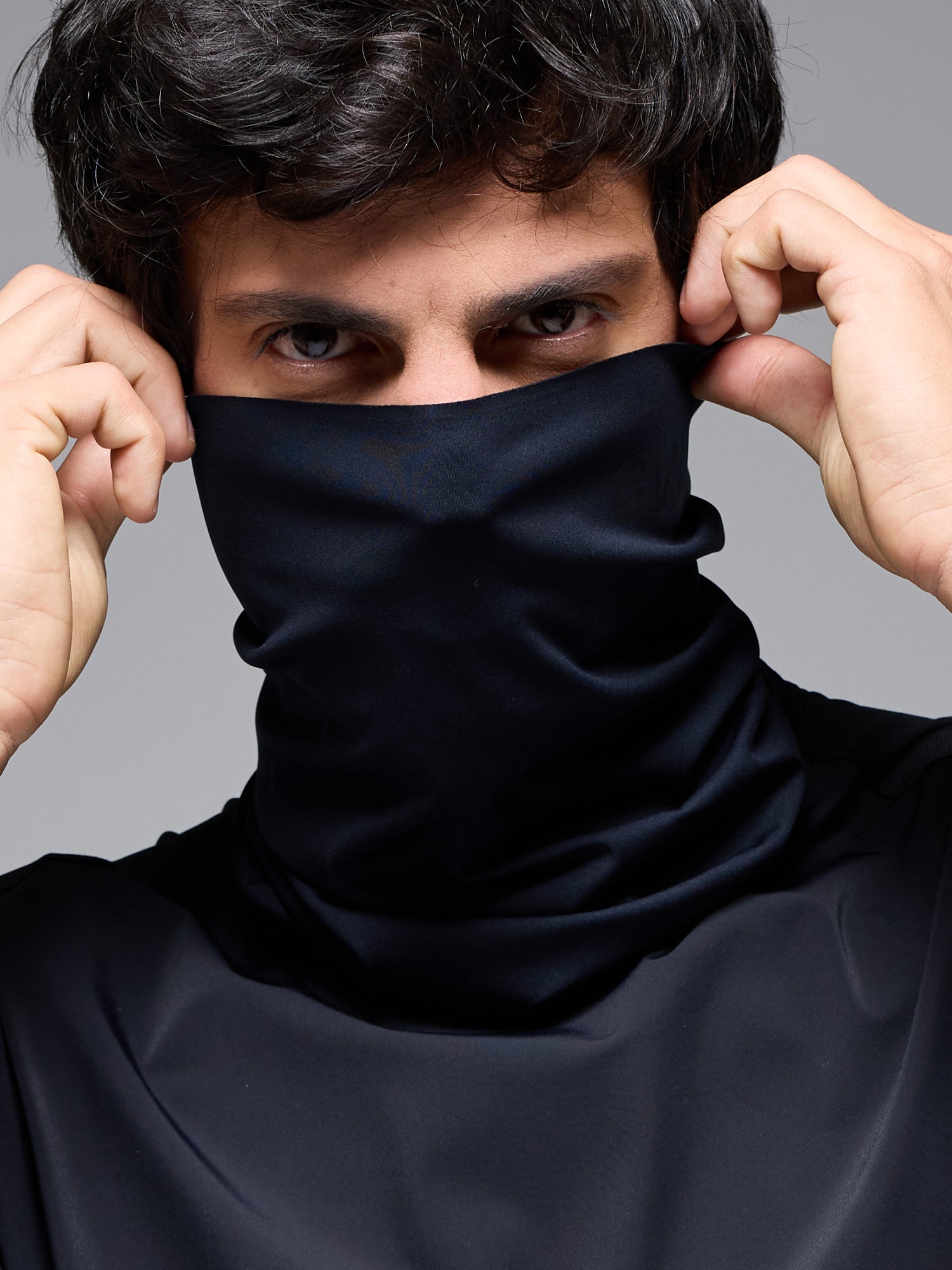 LACEFLY NECK WARMER BLACK