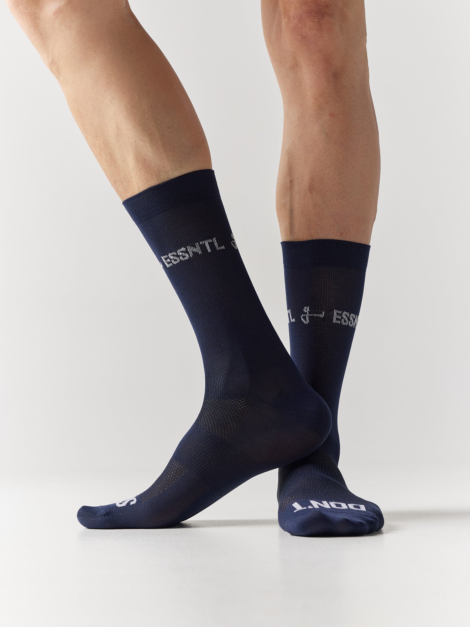 ESSNTL SOCKS NAVY