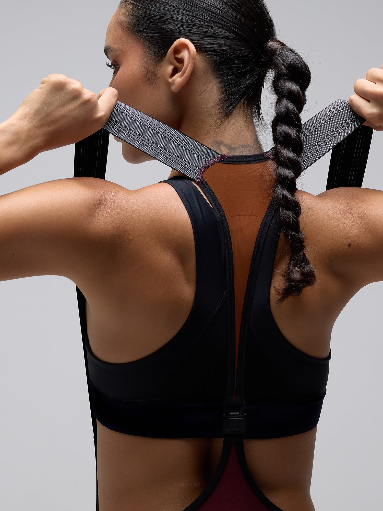 WOMEN’S LACEFLY BIB SHORTS - WINE