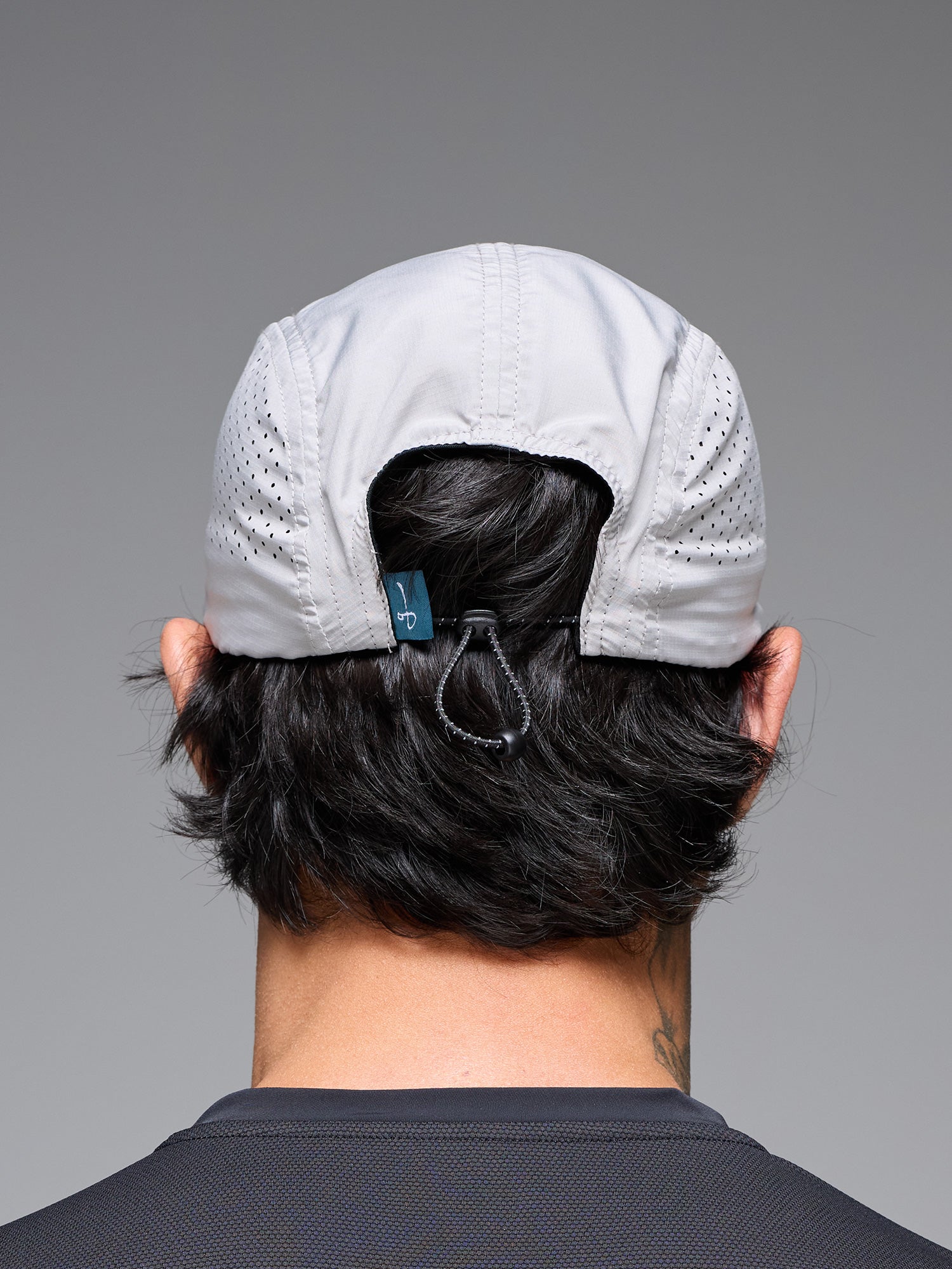 BYND SHELL CAP - LIGHT GREY