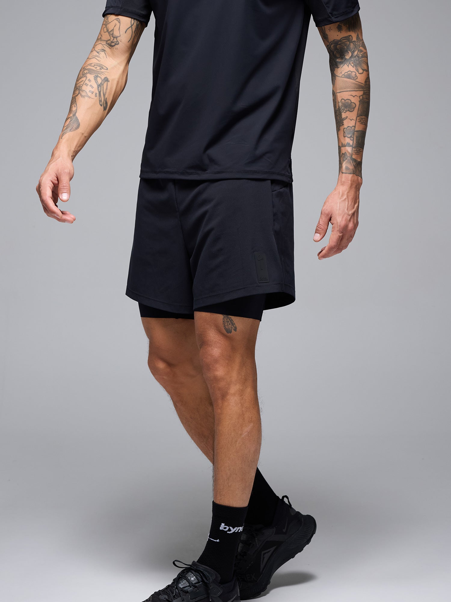 MEN'S FLOW 2-IN-1 SHORTS - BLACK
