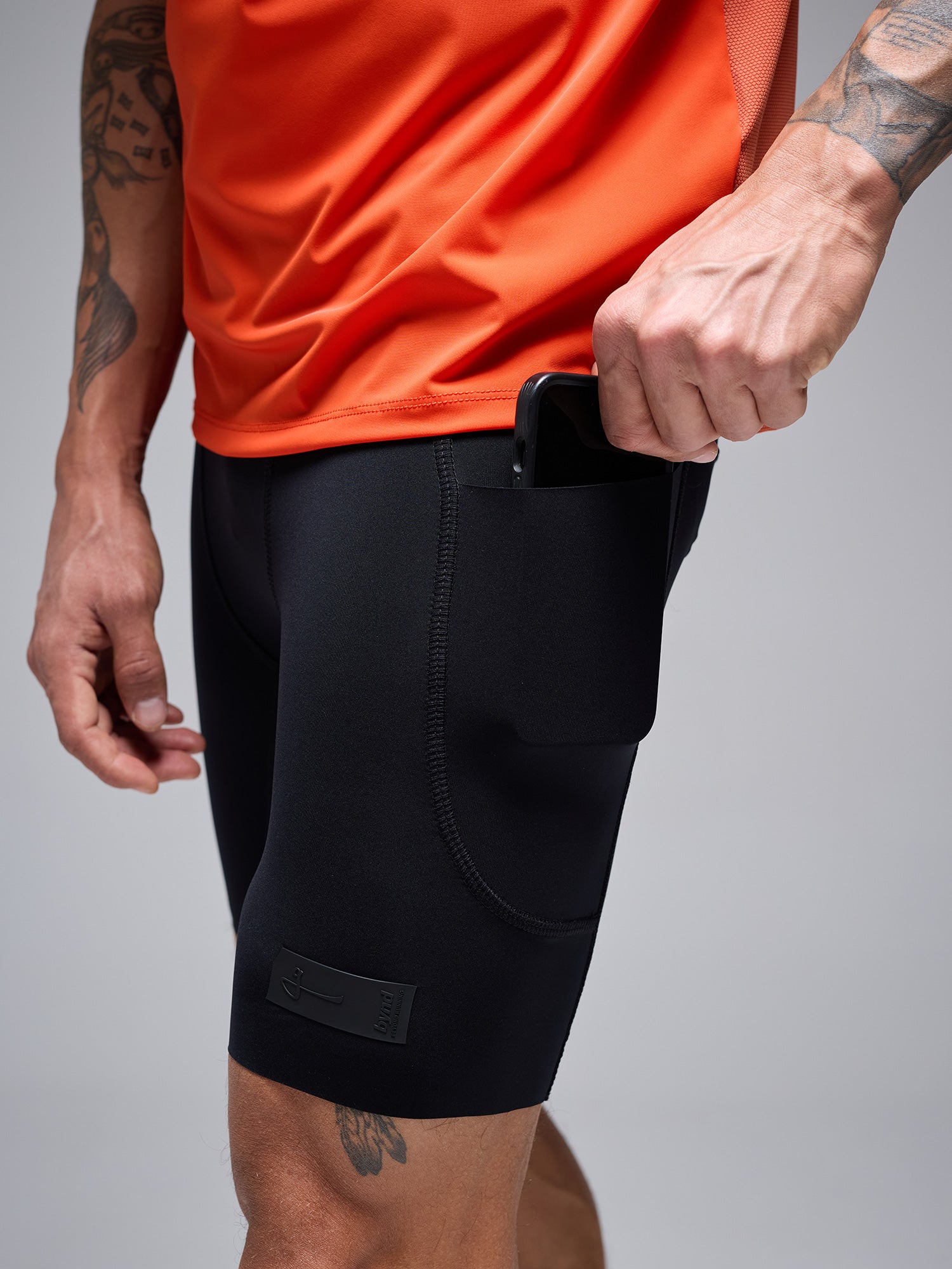MEN'S BOOST HALF-TIGHTS