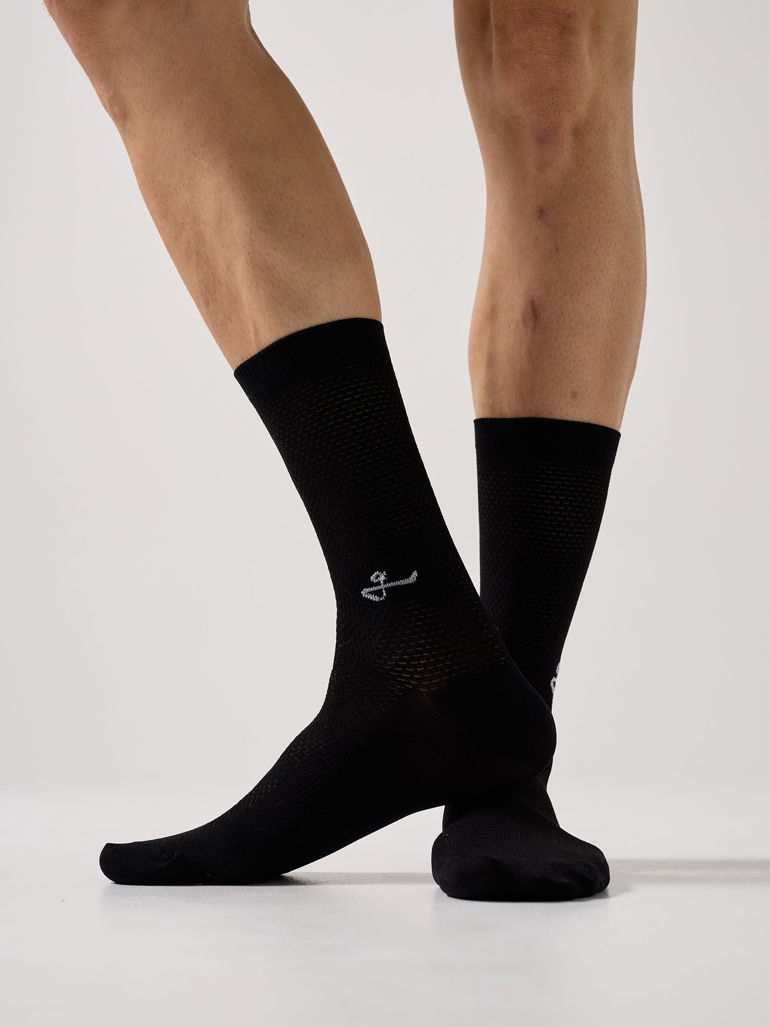 ULTRA G-LOGO SOCKS - BLACK