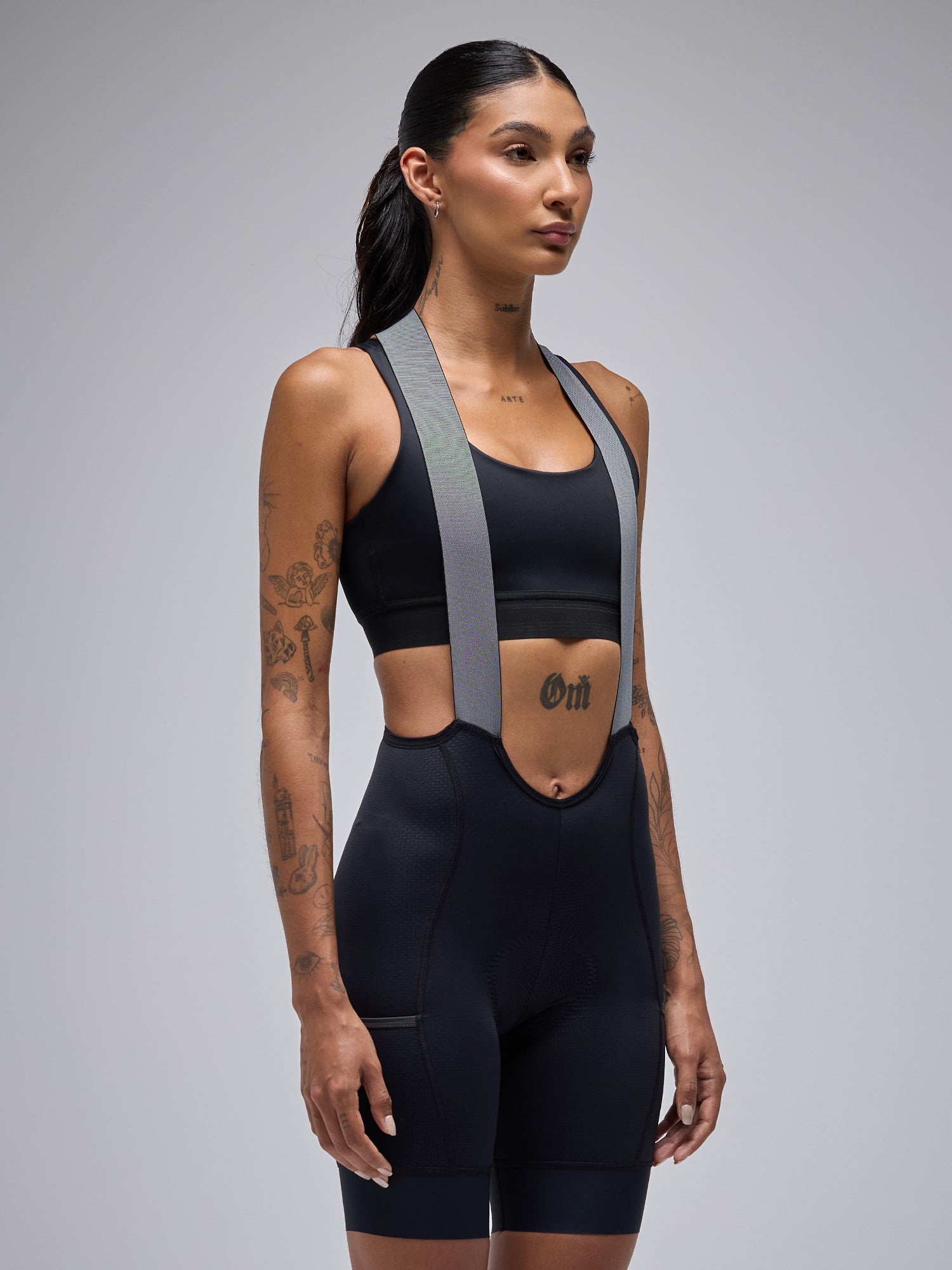 WOMEN’S MC CARGO BIB SHORTS - BLACK