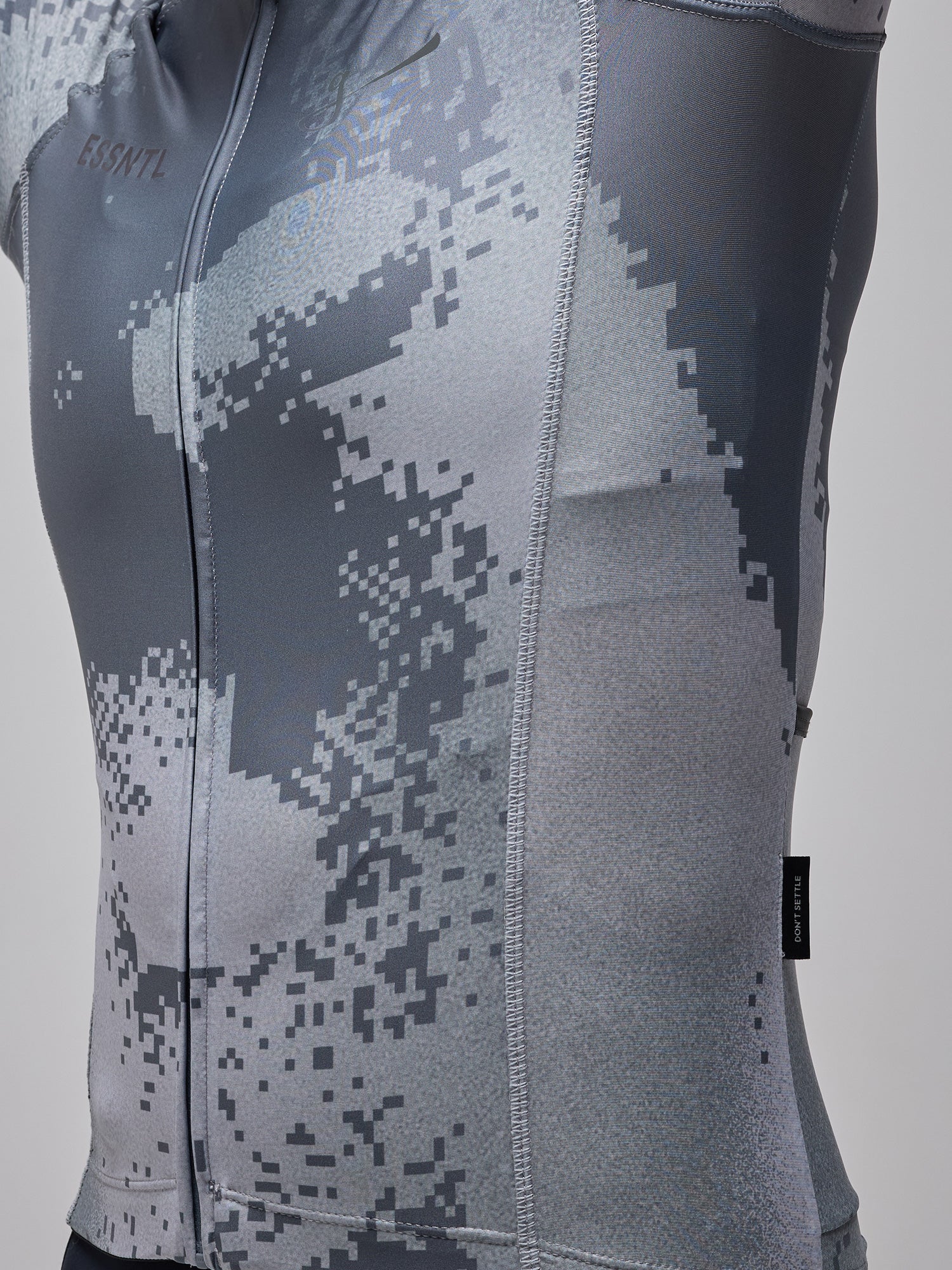 ESSNTL SS JERSEY - PIXEL SLATE