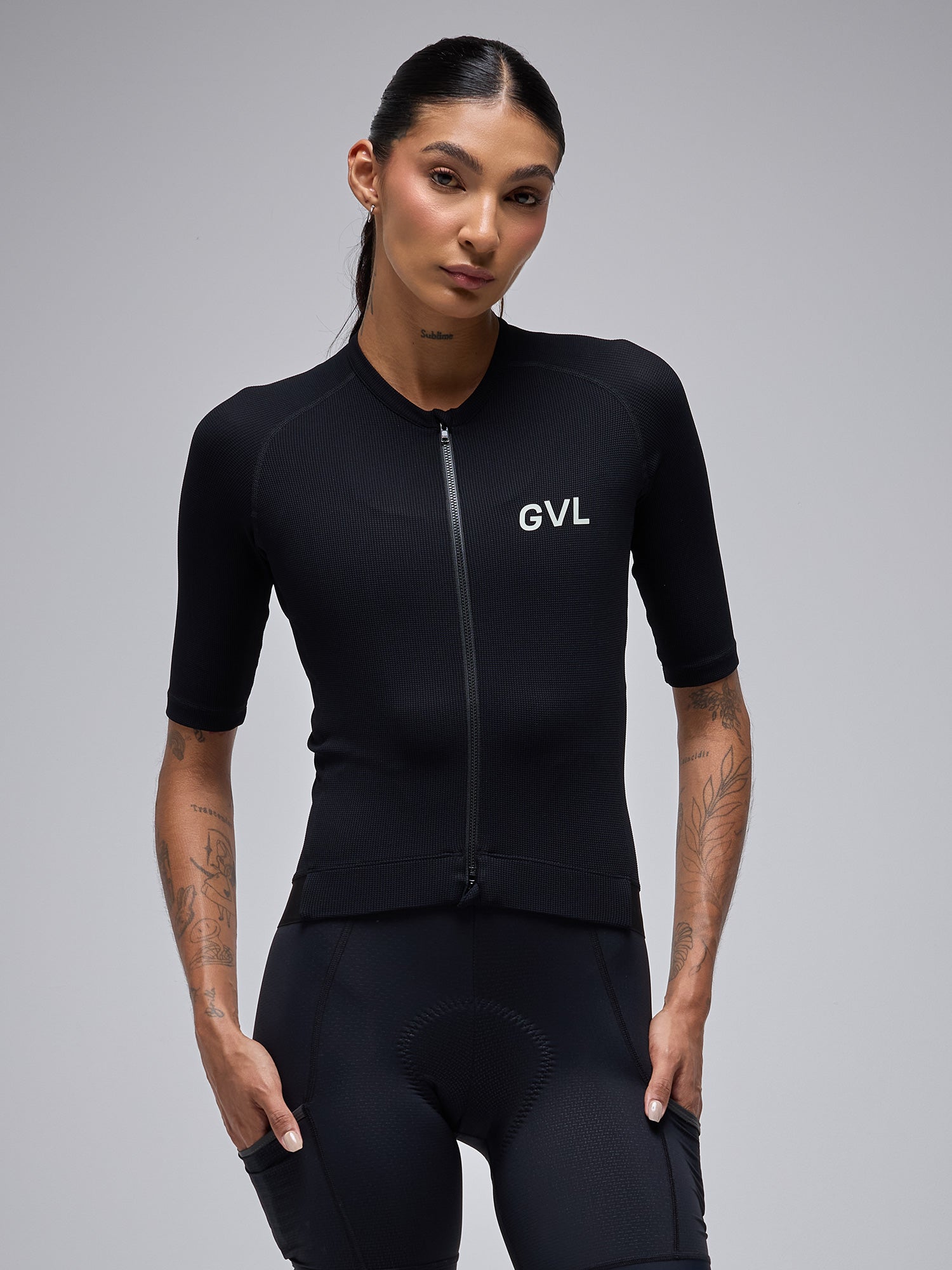 MODERN CLASSIC WAFFLE SS JERSEY - BLACK