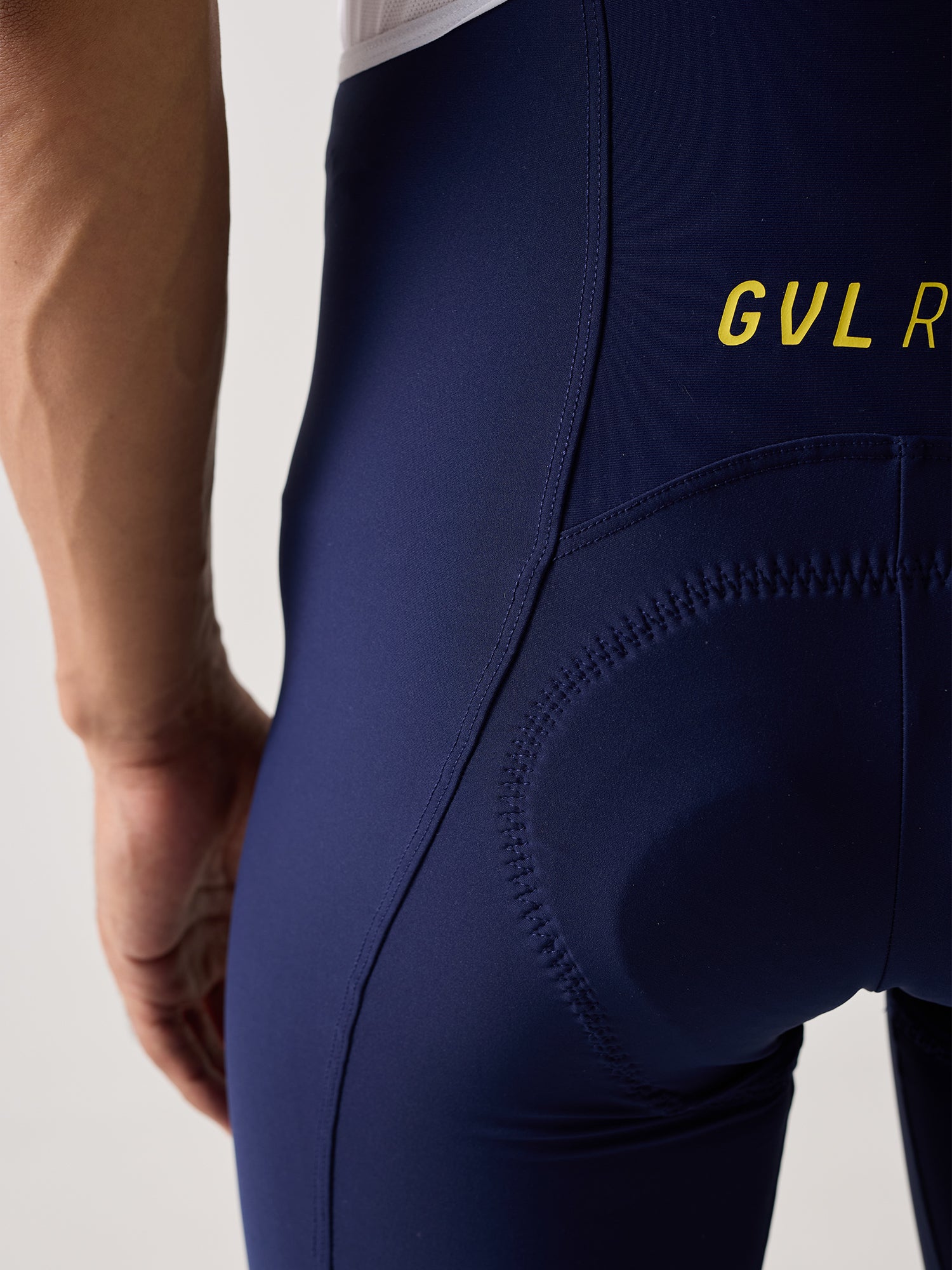 PANTALÓN CORTO GVL RT 2024 HD PRO PARA HOMBRE