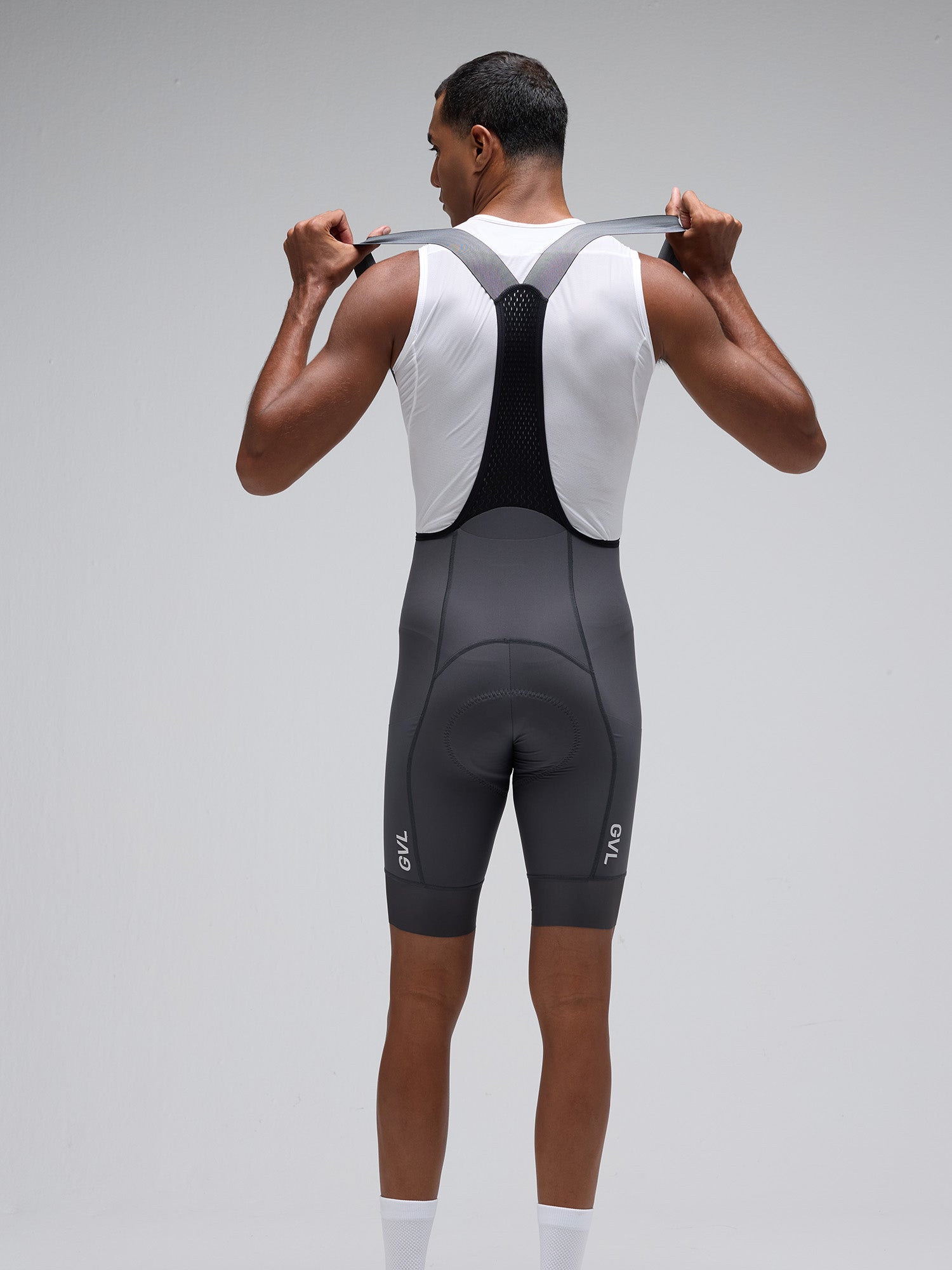 MEN'S MC CARGO BOOST BIB SHORTS - CHARCOAL