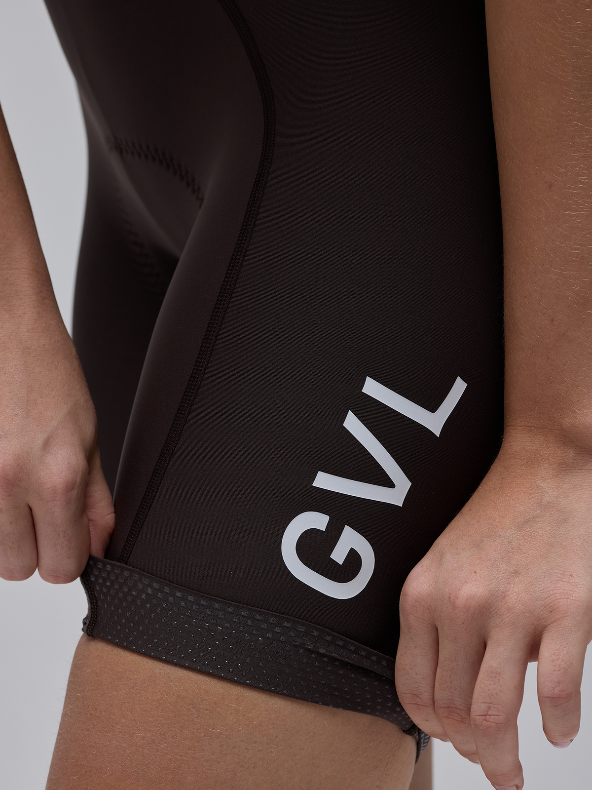 WOMEN'S LACEFLY BIB SHORTS – UMBER