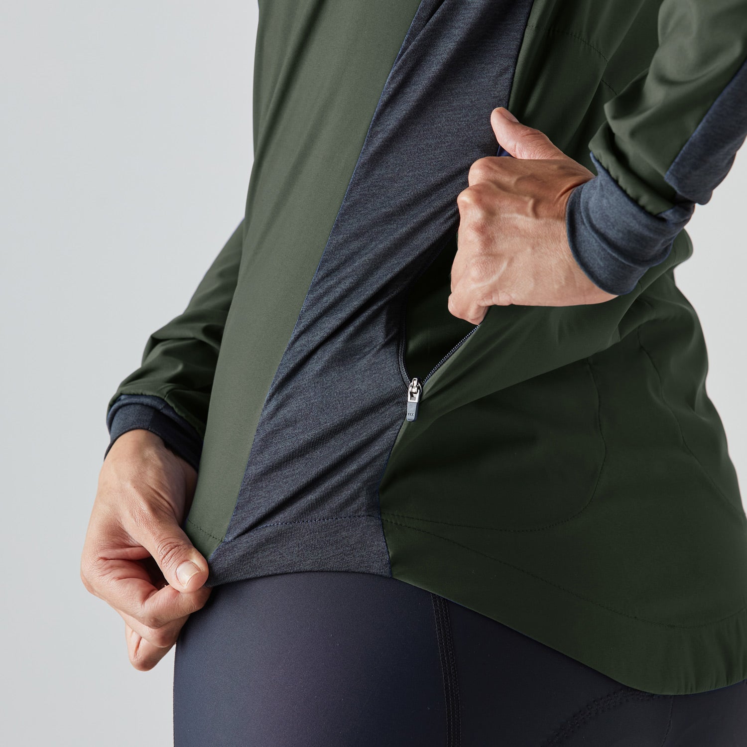 MILITARY GREEN QUICK-FREE JACKET