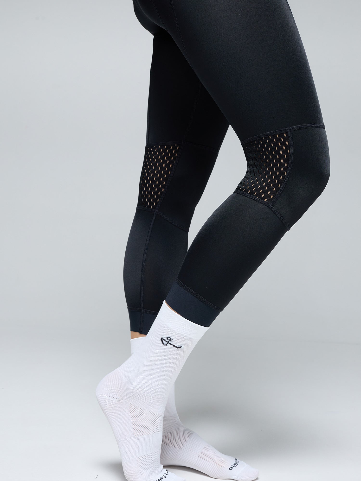 WOMEN’S BLACK 3/4 BIB TIGHTS